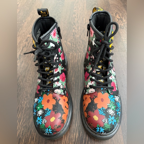 Dr. Martins 1460 Floral Mash Up Leather Lace Up Boots, Size 5 - Picture 4 of 7